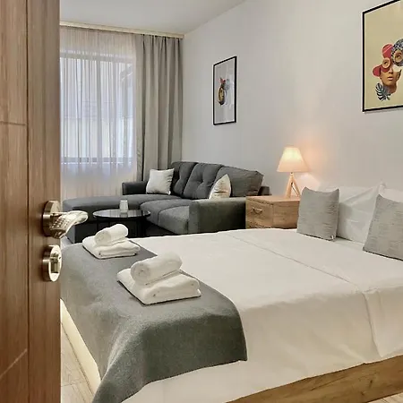 דירה Spacious & Cozy 2 Bed With Work Space & Fast Wi-fi *