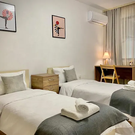 דירה Spacious & Cozy 2 Bed With Work Space & Fast Wi-fi