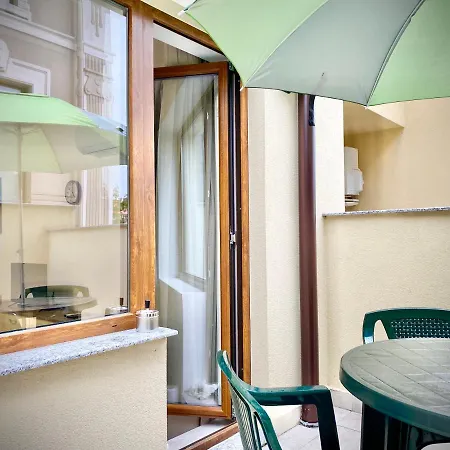 Spacious & Cozy 2 Bed With Work Space & Fast Wi-fi