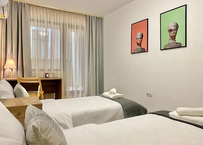 Spacious & Cozy 2 Bed With Work Space & Fast Wi-fi * Stara Zagora