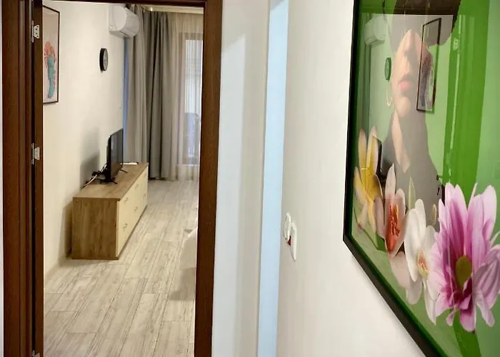 Spacious & Cozy 2 Bed With Work Space & Fast Wi-fi