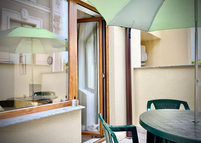 Spacious & Cozy 2 Bed With Work Space & Fast Wi-fi